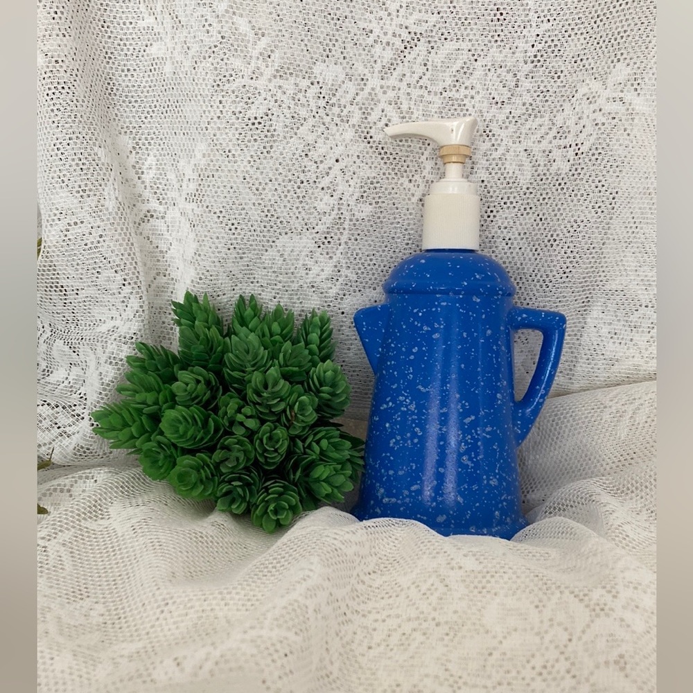 Vintage (1970)  AVON Soap/Lotion  Dispenser designed as an Old enamel coffee pot